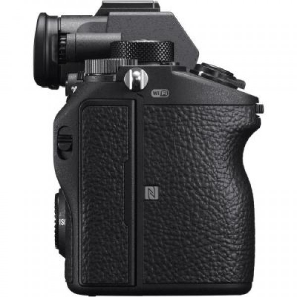 Фотоаппарат Sony Alpha 7R Mark 3 body black (ILCE7RM3B.CEC)