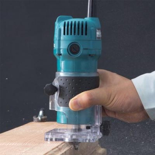 Фрезер Makita 3709