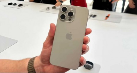 Золотий та космічно сірий кольори можуть повернутися на iPhone 16 Pro